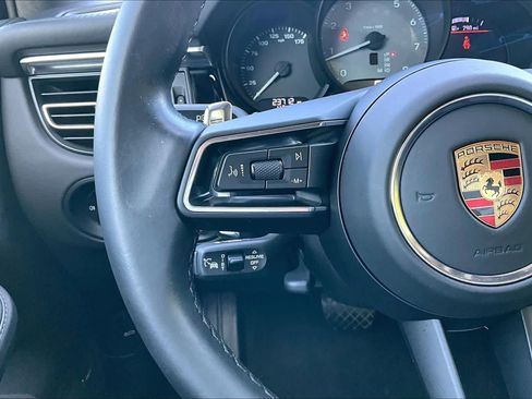 Used 2023 Porsche Macan S AWD/4WD image 25