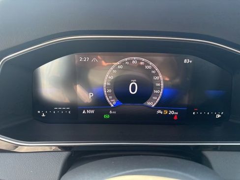 Used 2025 Volkswagen Jetta Sport image 8