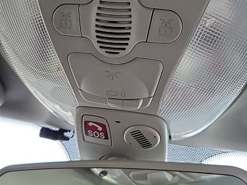 Used 2009 Mercedes-Benz SL 550 SL 550 image 9