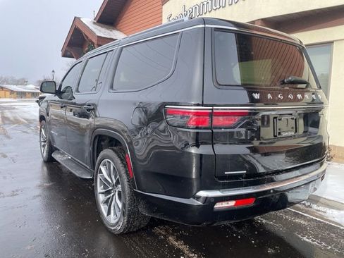 Used 2023 Jeep Wagoneer Series II w/ Premium Group I image 10
