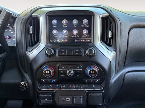 Used 2020 Chevrolet Silverado 1500 LTZ w/ LTZ Premium Package AWD/4WD image 12