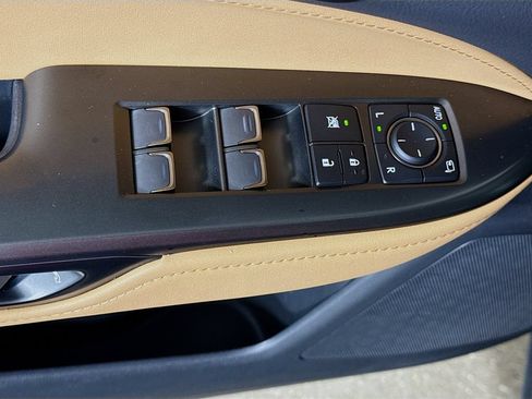 Used 2025 Lexus NX 350h AWD w/ Accessory Package (2T) image 16