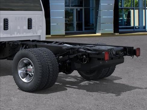 New 2026 GMC Sierra 3500 Pro AWD/4WD image 14