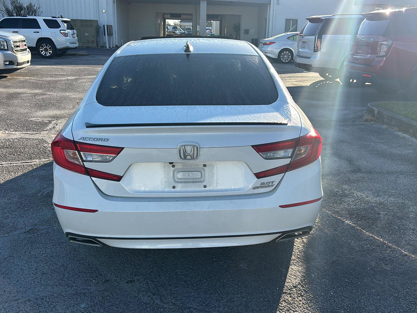 Used 2022 Honda Accord Sport image 6