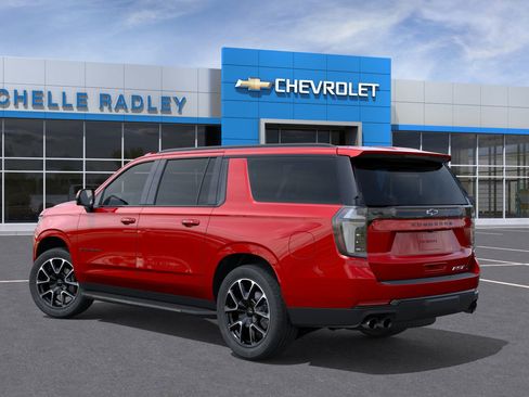 New 2026 Chevrolet Suburban RST image 29