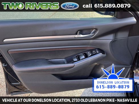 Used 2023 Nissan Altima 2.5 SR FWD image 14