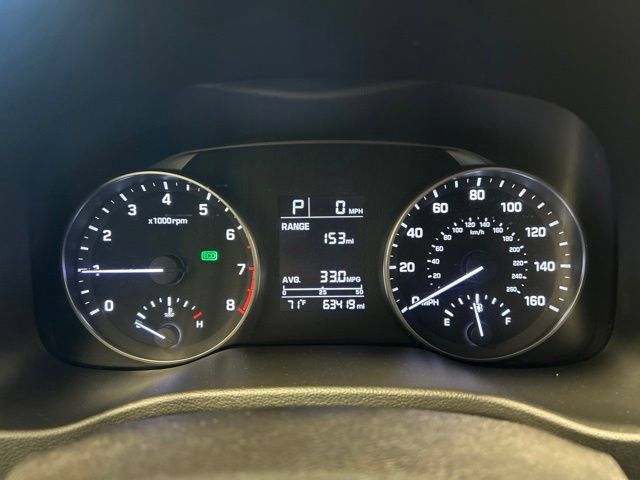 Used 2017 Hyundai Elantra SE FWD image 22