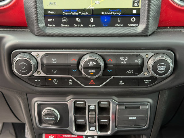 Used 2023 Jeep Gladiator Rubicon AWD/4WD image 17