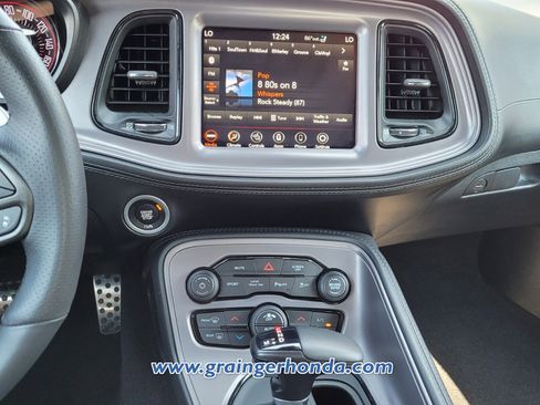 Used 2023 Dodge Challenger R/T w/ Plus Package image 15