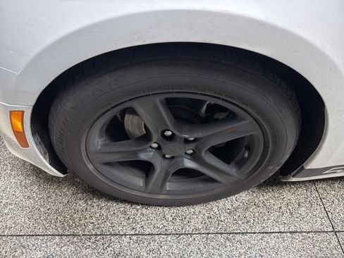 Used 2016 Chevrolet Camaro LT image 3