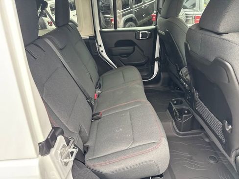 New 2026 Jeep Wrangler Unlimited Rubicon image 19