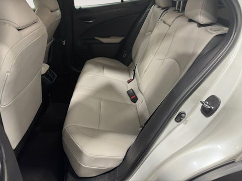 Used 2021 Lexus UX 200 w/ Accessory Package (Z1) FWD image 13