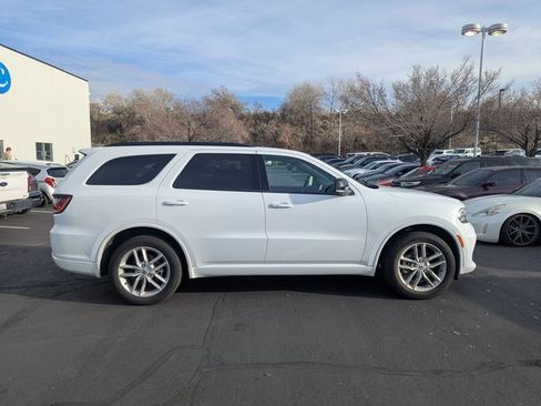 Used 2023 Dodge Durango GT image 2