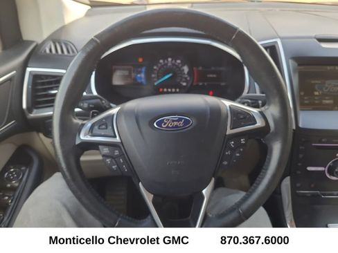 Used 2015 Ford Edge Titanium w/ Equipment Group 302A AWD/4WD image 16