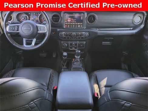 Used 2022 Jeep Gladiator Overland image 15