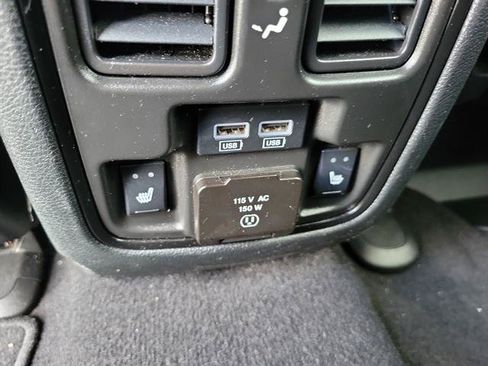 Used 2024 Dodge Durango GT AWD/4WD image 9