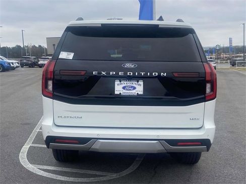 New 2025 Ford Expedition Max Platinum w/ Driver's Package image 3