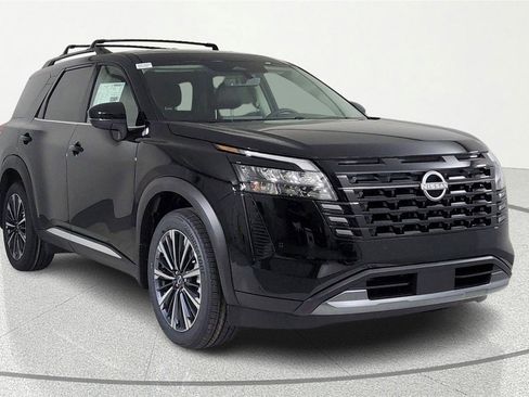 New 2026 Nissan Pathfinder Platinum w/ Cargo Package image 1