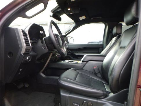 Used 2020 Ford Expedition Max XLT w/ Equipment Group 202A image 5