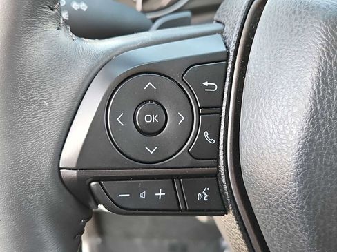 Used 2024 Toyota Camry SE image 23