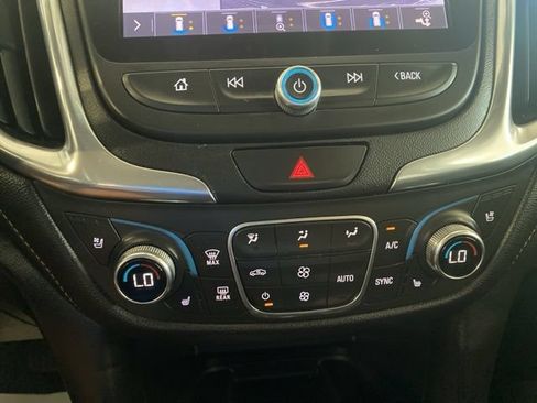Used 2020 Chevrolet Equinox Premier AWD/4WD image 22