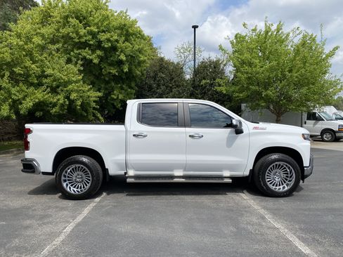 Used 2021 Chevrolet Silverado 1500 LT w/ All Star Edition Plus image 10