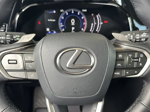 Certified 2025 Lexus NX 350 AWD w/ Accessory Package (Z2) image 18