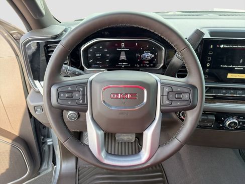 New 2026 GMC Sierra 1500 SLE w/ Preferred Package AWD/4WD image 10