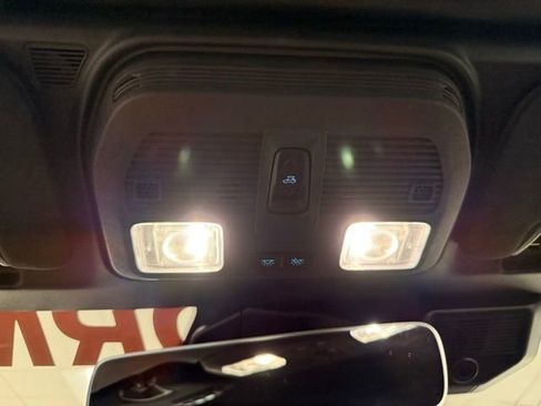 Used 2024 Ford Mustang GT Premium image 17