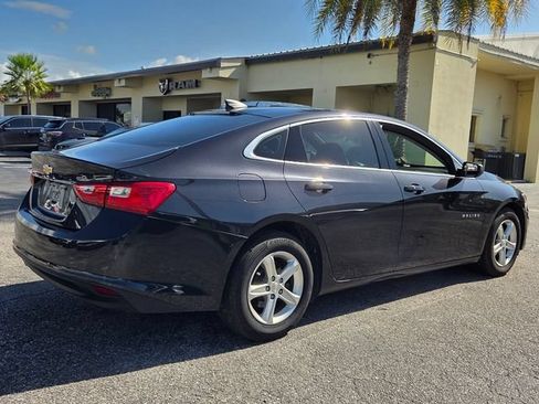 Used 2022 Chevrolet Malibu LS w/ LPO, Convenience Package 2 FWD image 7
