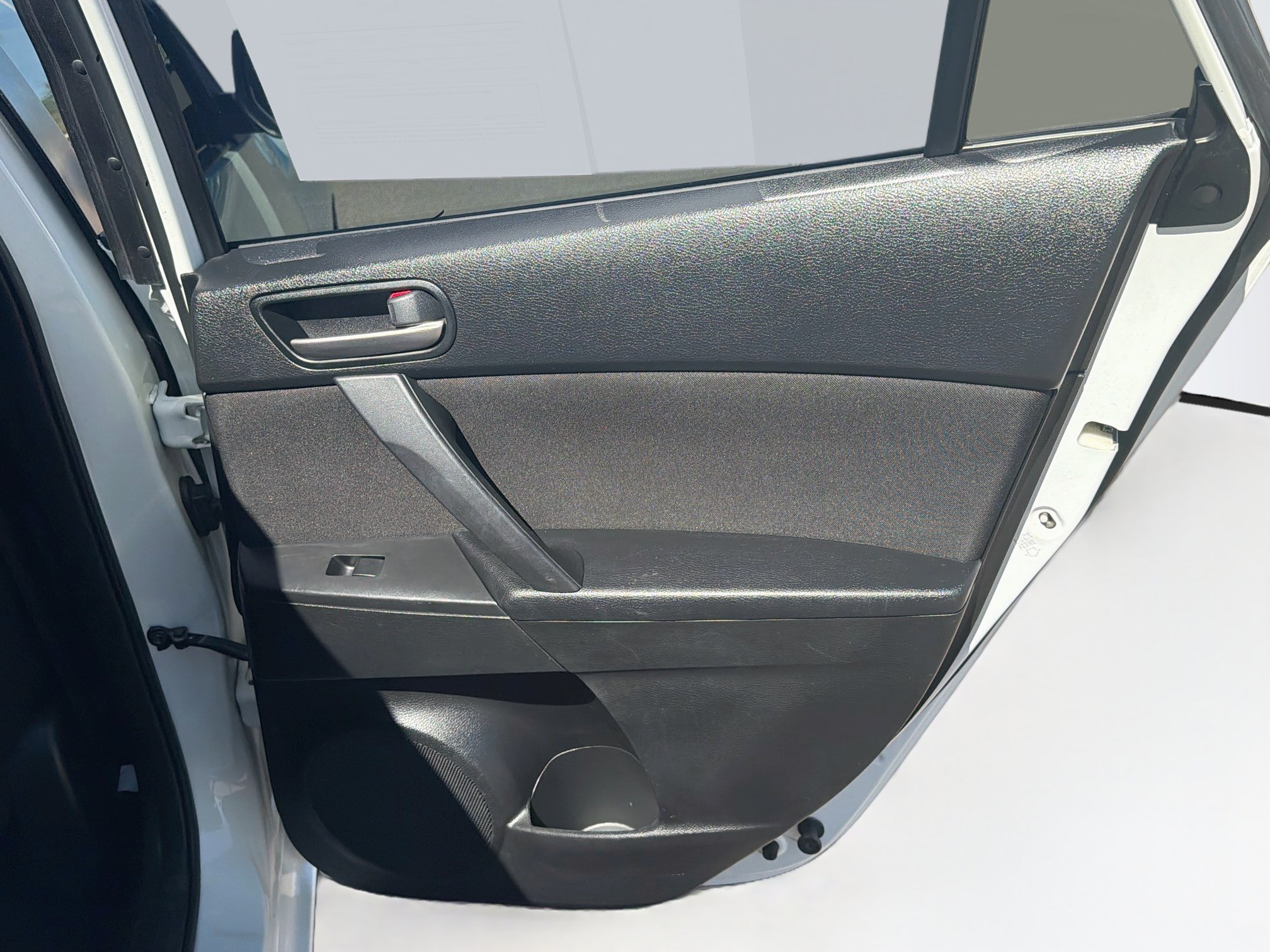 Used 2013 MAZDA MAZDA3 i Touring FWD image 29
