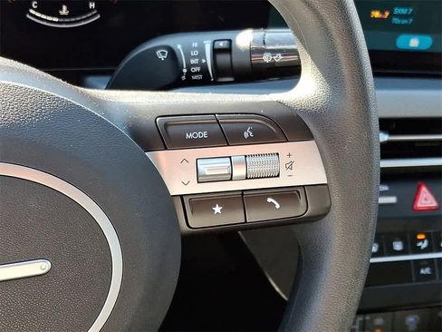 Certified 2025 Hyundai Sonata SE image 22