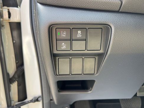 Used 2018 Honda CR-V EX image 29