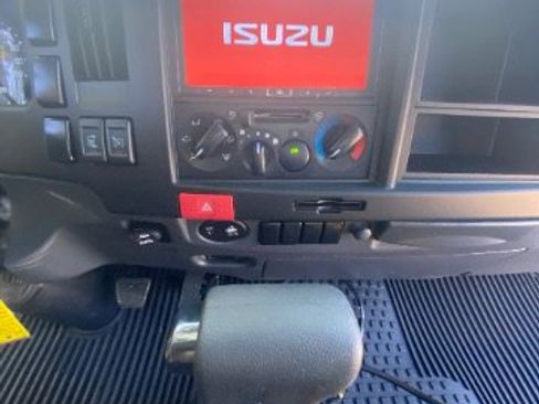 Used 2024 Isuzu NPR image 25