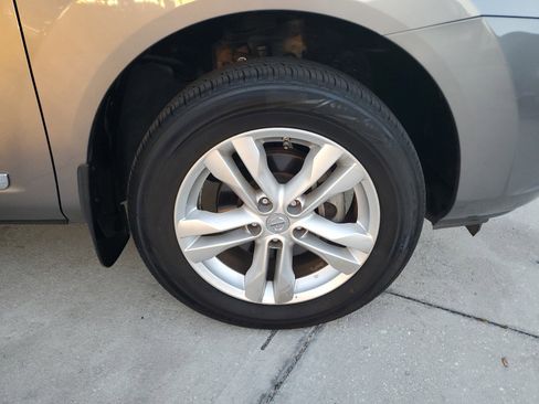 Used 2015 Nissan Rogue S w/ Convenience Package image 5