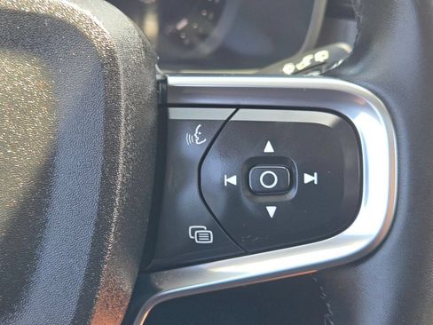 Used 2024 Volvo XC40 B5 Plus AWD/4WD image 36