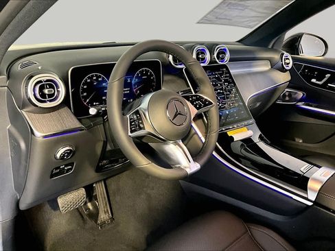 New 2026 Mercedes-Benz GLC 300 4MATIC image 9