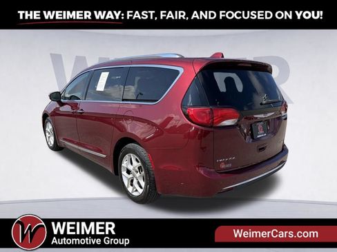 Used 2020 Chrysler Pacifica Limited FWD image 3