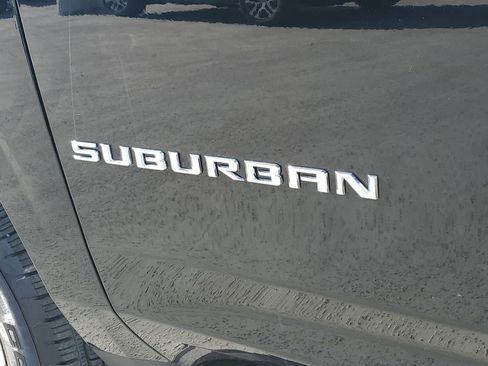 New 2026 Chevrolet Suburban LS image 7