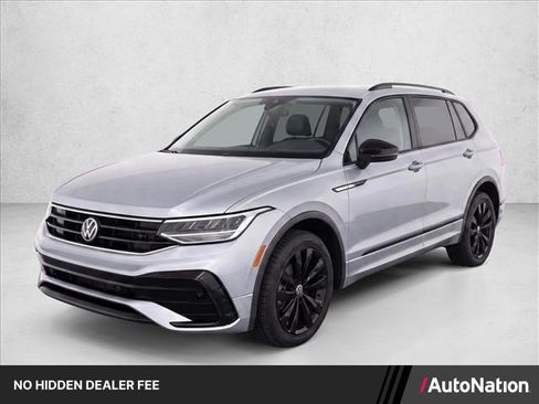 Used 2023 Volkswagen Tiguan SE R-Line FWD image 1