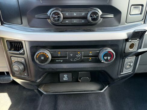 Used 2023 Ford F150 XLT image 23