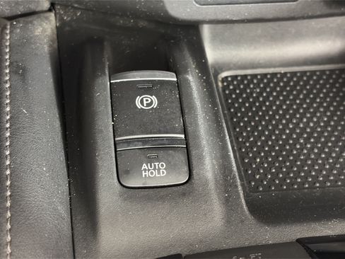 Used 2019 Nissan Rogue Sport SL AWD/4WD image 23