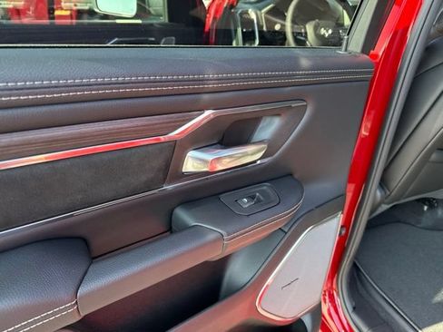 New 2026 RAM 1500 Laramie AWD/4WD image 39