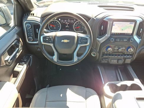 Used 2022 Chevrolet Silverado 1500 LTZ w/ LTZ Premium Package AWD/4WD image 2
