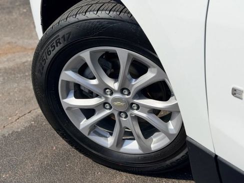 Used 2021 Chevrolet Equinox LS w/ LS Convenience Package AWD/4WD image 28