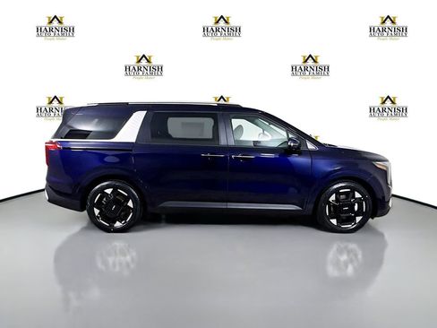 New 2026 Kia Carnival EX image 8