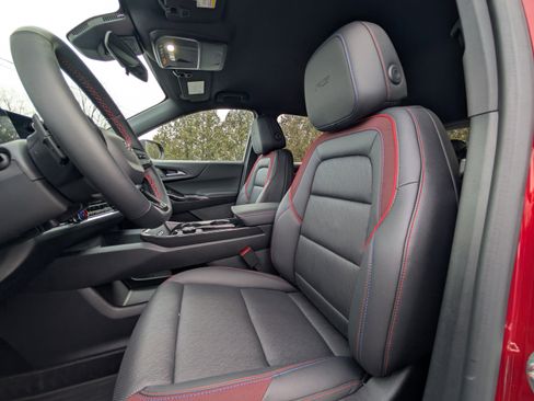 New 2026 Chevrolet Equinox RS w/ Convenience Package III image 25