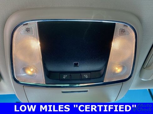 Used 2021 Chrysler 300 Touring w/ Sport Appearance Package image 35