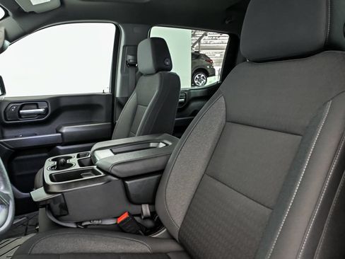 Certified 2025 Chevrolet Silverado 1500 Custom AWD/4WD image 13