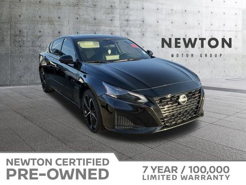 Used 2023 Nissan Altima 2.5 SR w/ SR Premium Package FWD image 1